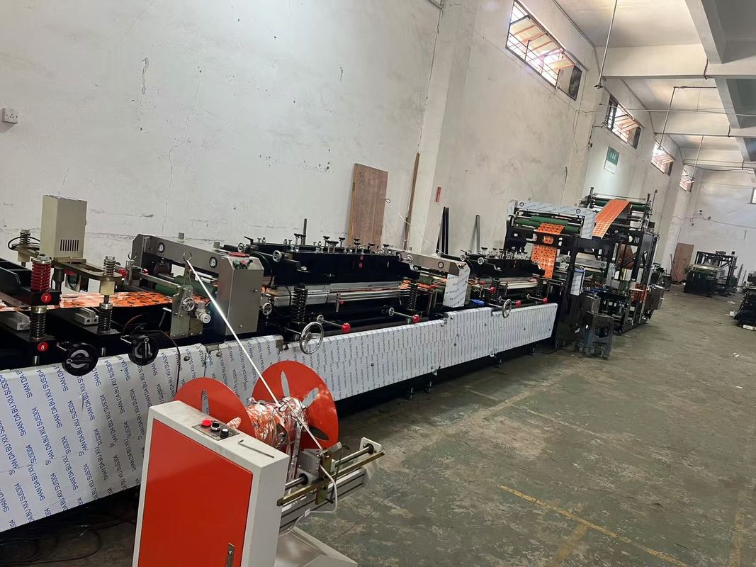 Small Width Of Roll Film Stand Up With Zipper Machine